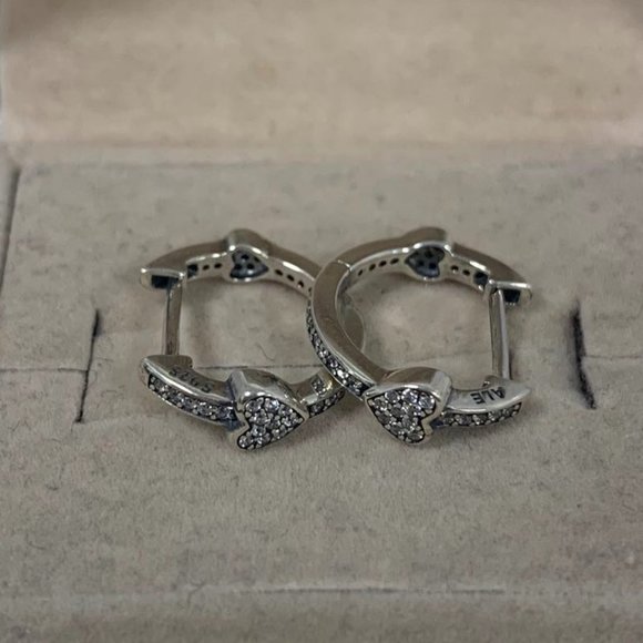 Pandora Pavé Heart Hoop Earrings - Picture 5 of 16